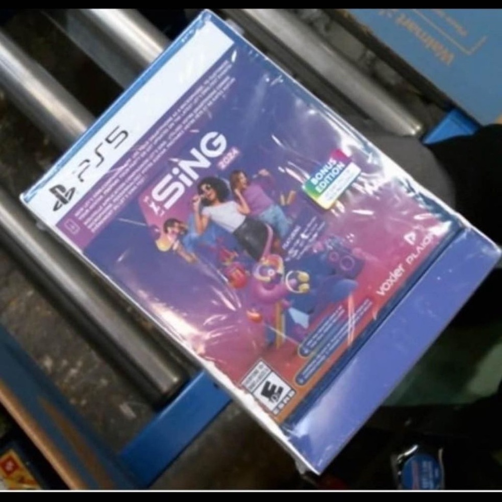 Let's Sing 2024 + 2 Mics Bonus Edition, PlayStation 5 Game